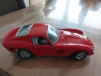 FERRARI GTO 1962 Burago Maßstab 1/18 Nordrhein-Westfalen - Willich Vorschau