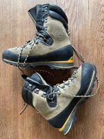 Gr. 43 steigeisenfester Bergstiefel La Sportiva Nepal Trek, natur Freiburg im Breisgau - Wiehre Vorschau