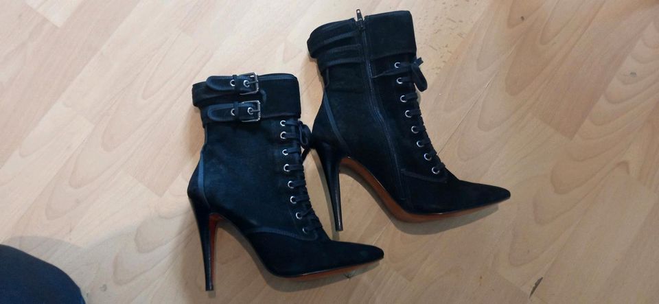 Via Uno High Heels Stiefel Stiefeletten schwarz Gr.40 in Hagenbach