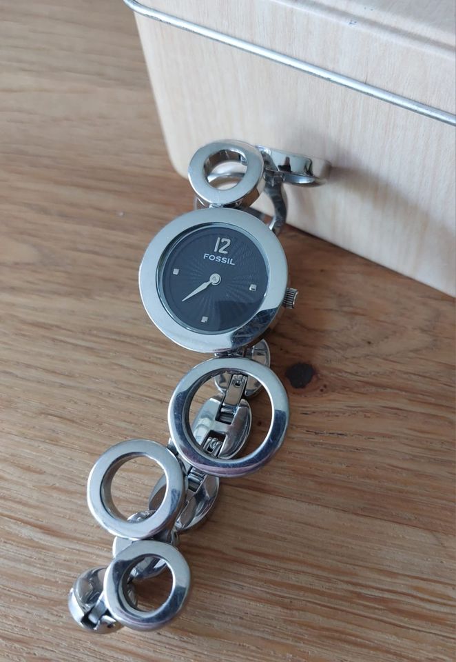 Uhr, Armbanduhr, Damenuhr Fossil silber/schwarz (ES1622) in Menden