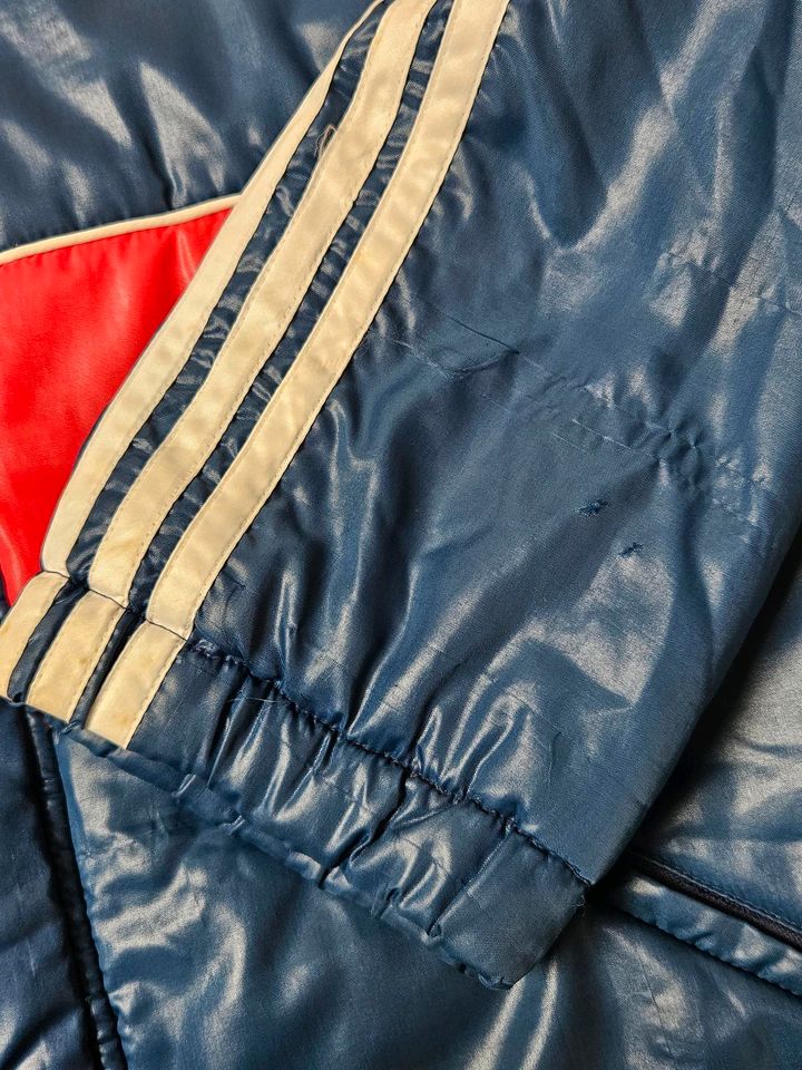 Vintage Adidas Glossy Jacke in Kaiserslautern