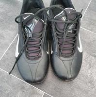 Nike Turnschuhe Größe 38 gut erhalten Schleswig-Holstein - Lübeck Vorschau