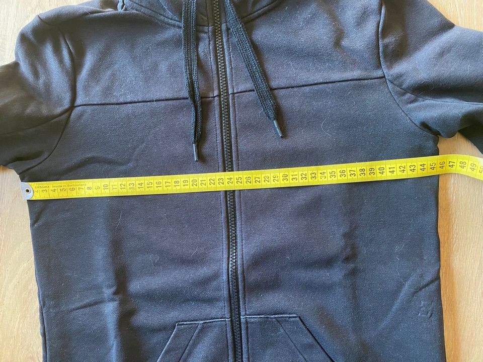 Adidas-Sweatshirtjacke, schwarz, Gr. S in Hückeswagen