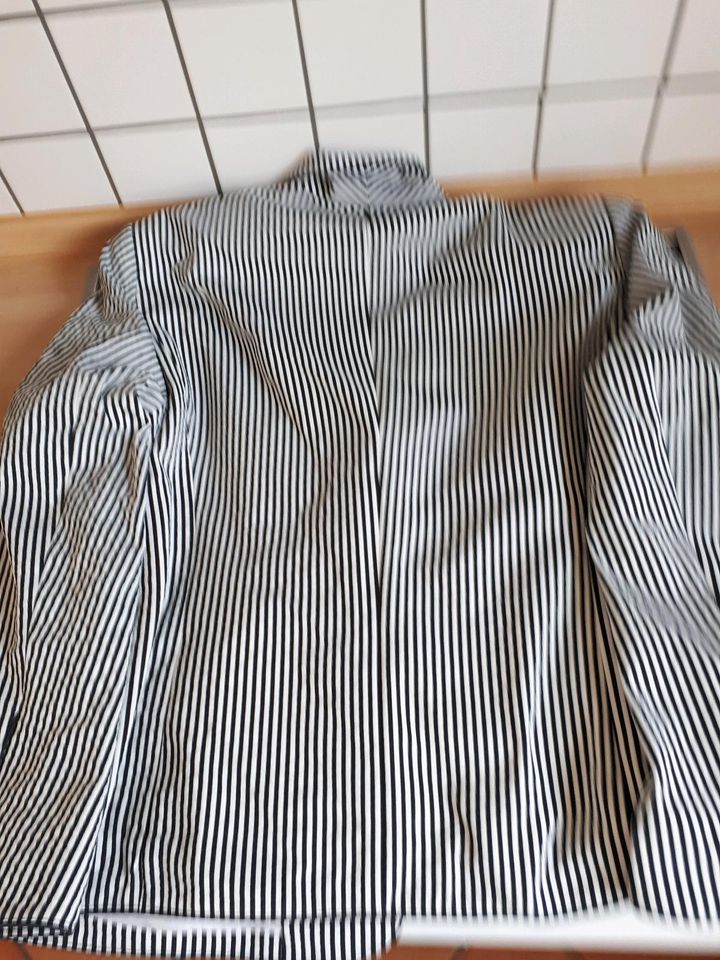 Schwarz-weißer Blazer Gerry Weber Größe 44 in Gescher