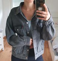 Levis Trucker Jacke Jeansjacke Grau oversize Baden-Württemberg - Wertheim Vorschau