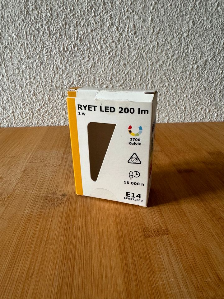 LED Glühbirne IKEA RYET in Detmold