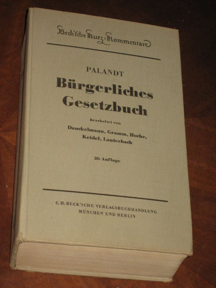 PALANDT Bürgerliches Gesetzbuch 26. Auflage 1961 in Syke