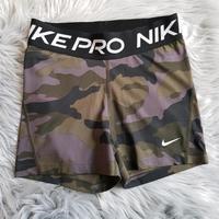 Nike Pro Shorts Tarn Muster Gr. xs/s kurze Hose Hessen - Limburg Vorschau