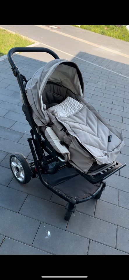 Gesslein Kinderwagen beige in Badenheim