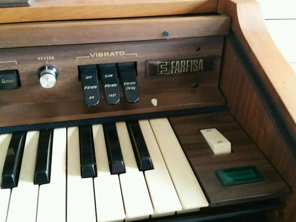 Heim - Orgel Farfisa in Meschede