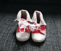 Dimo Baby Chucks Sneakers für Babys *neu* ca. Gr. 18, 6-9 Monate Baden-Württemberg - Nufringen Vorschau