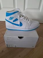 Air Jordan 1 Mid 9.5 / 42.5 WMNS Nordfriesland - Viöl Vorschau
