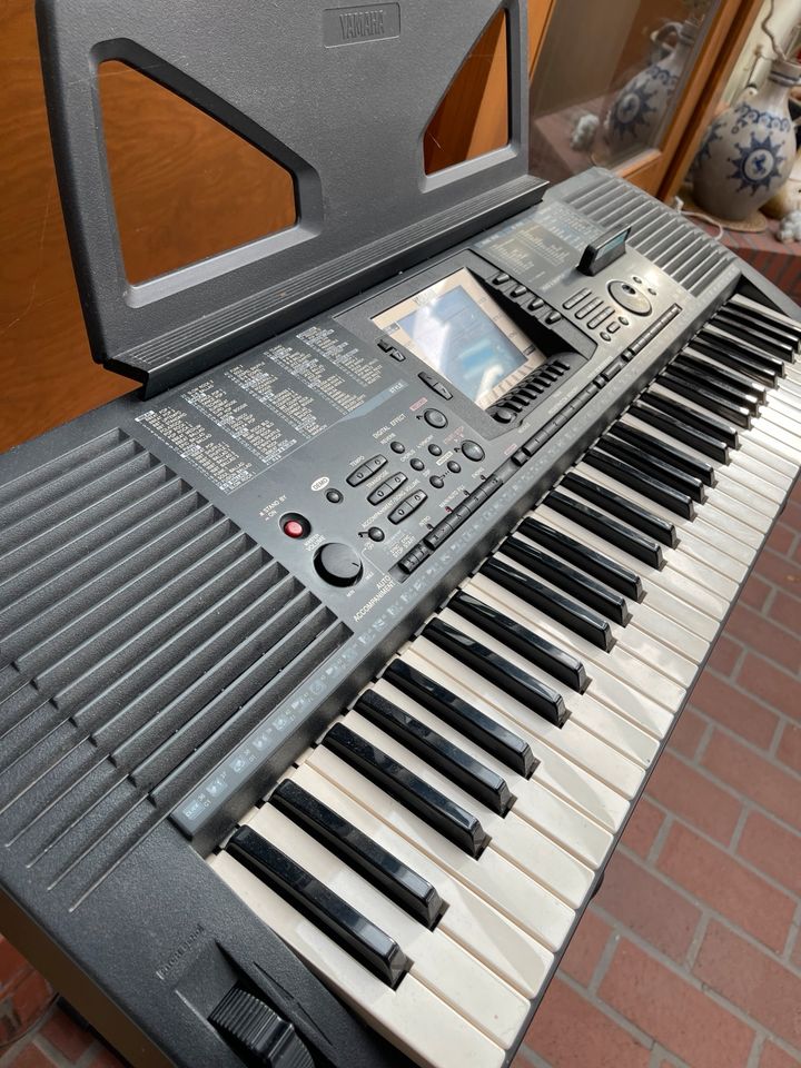 Yamaha Keyboard psr 530 in Bonn