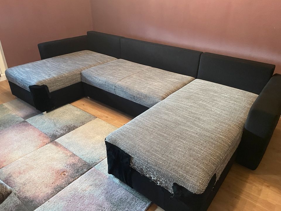 Couch mit 2 Liegeflächen in Homburg