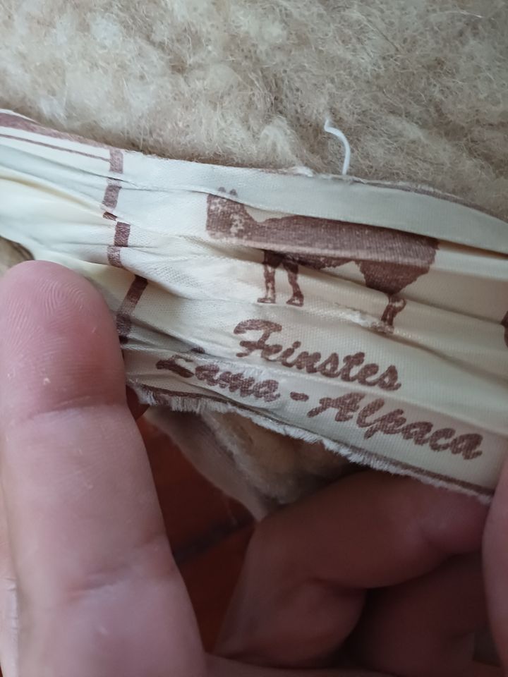 Kissen/Kopfkissen/Schlafkissen aus feinster Lama/Alpaka-Wolle in Hatten