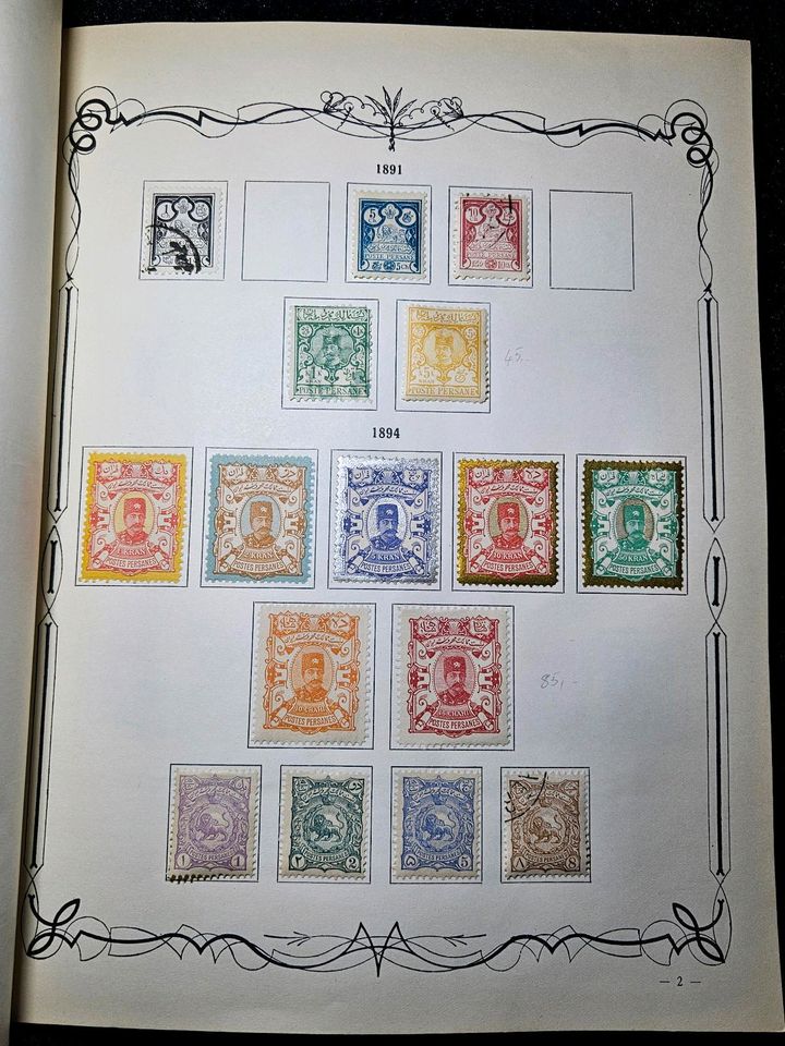 Briefmarken Persien Album. Noch 12 andere Seiten vorhanden. in Wiesbaden