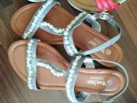 Sandale mit Perlen.. Gr. 37 .. 6Euro ‼️ Alle 3 Sandalen.. 15 €‼️ Nordrhein-Westfalen - Langenfeld Vorschau