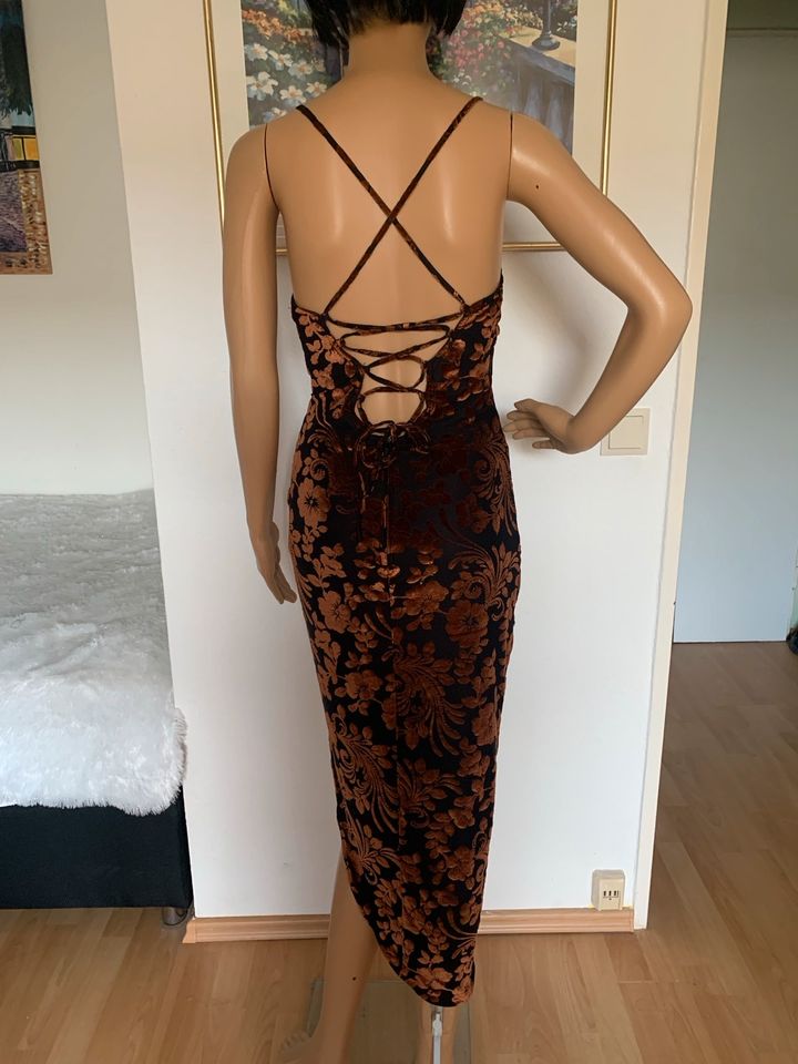 Partykleid Schwarz/Bronze von Windsor Gr.S in Berlin