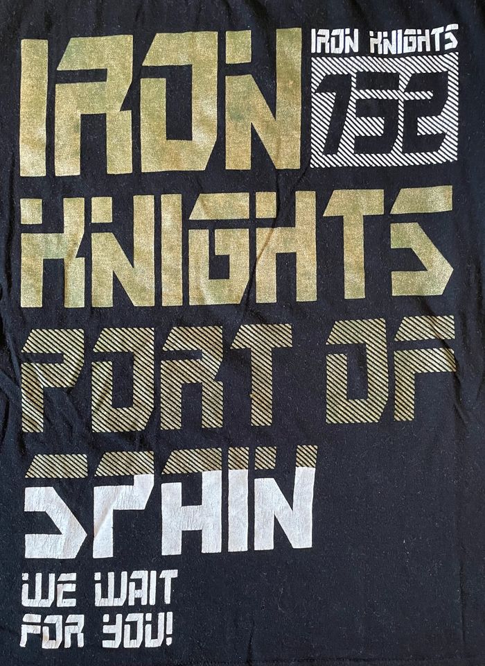 IRON KNIGHTS T-Shirt, Gr. 134/140 in Herten