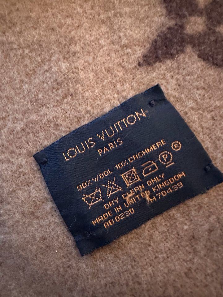 Louis Vuitton Decke Neo Monogramm in Mainz