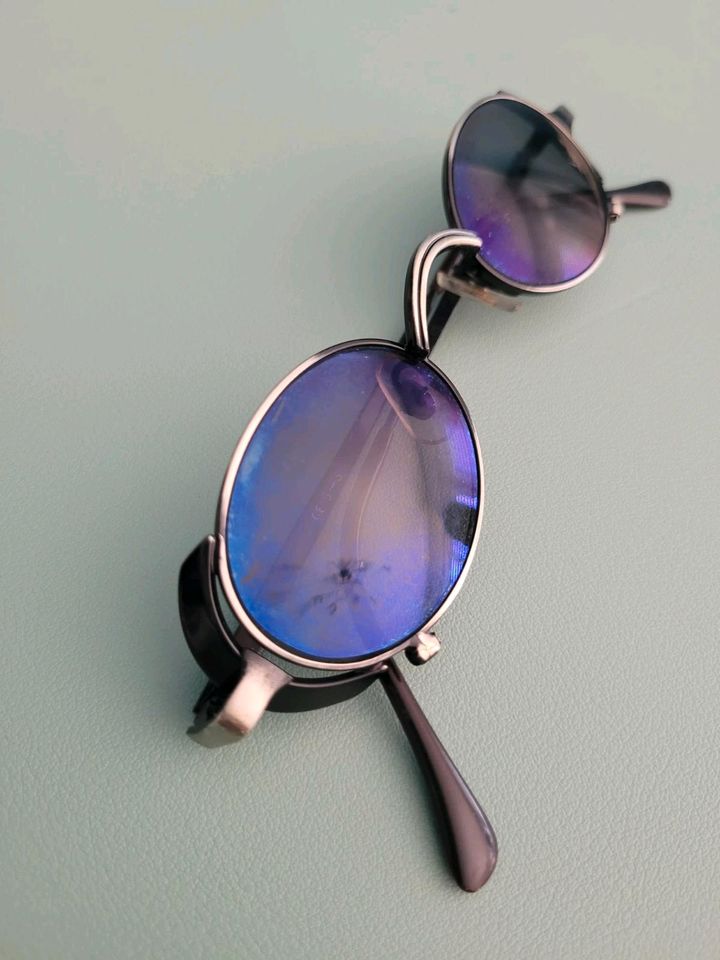 Sonnenbrille Vintage aus den 80 ern in Alzenau