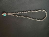 Kette Modeschmuck silber mit Anhänger Herz und Verzierungen Niedersachsen - Goslar Vorschau