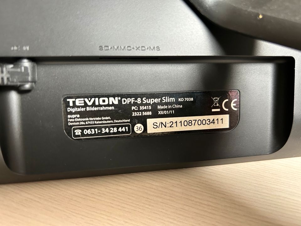 Tevion digitaler Bilderrahmen DPF-8 Super Slim in Selfkant