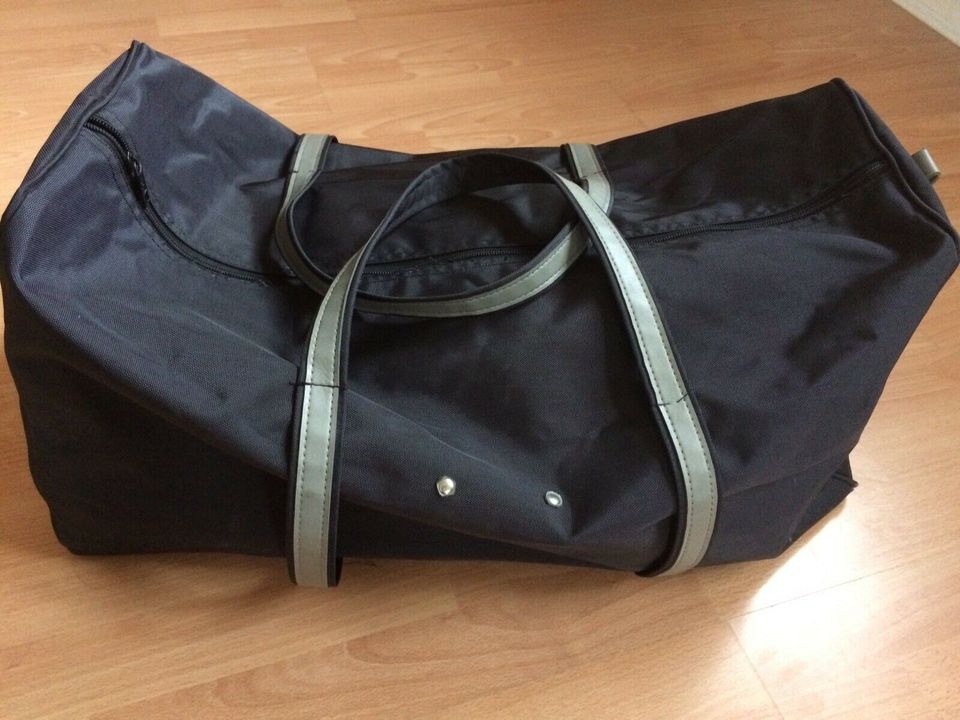 Sport/Reise Taschen 50-60 cm lang je 5€ in Hamburg