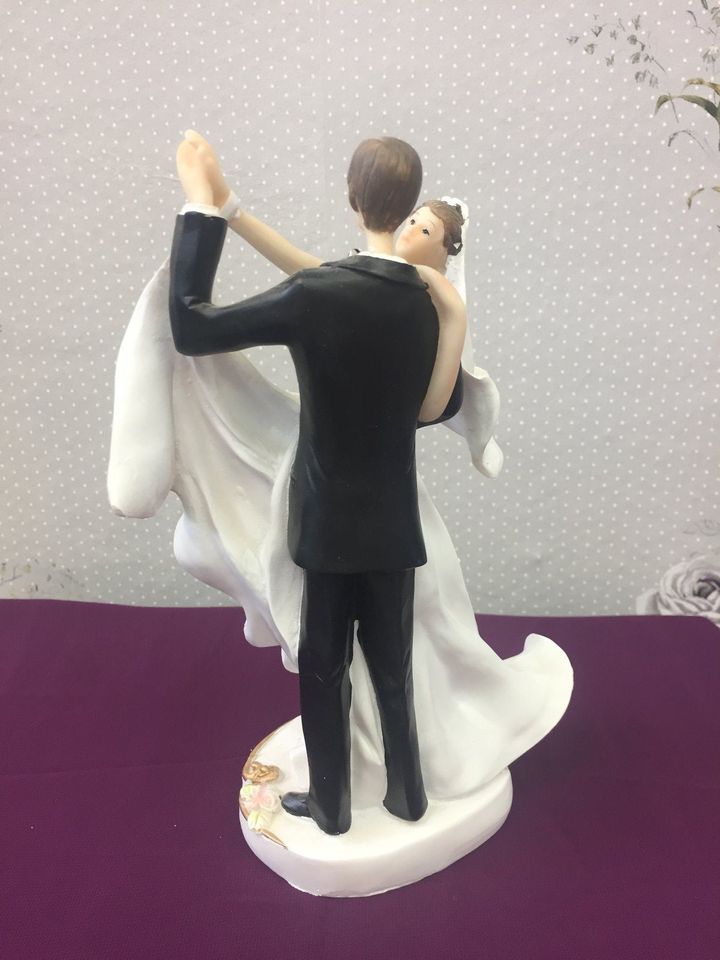 Deko- / Tortenfigur neu 20 cm hoch Hochzeit Brautpaar tanzend in Reutlingen