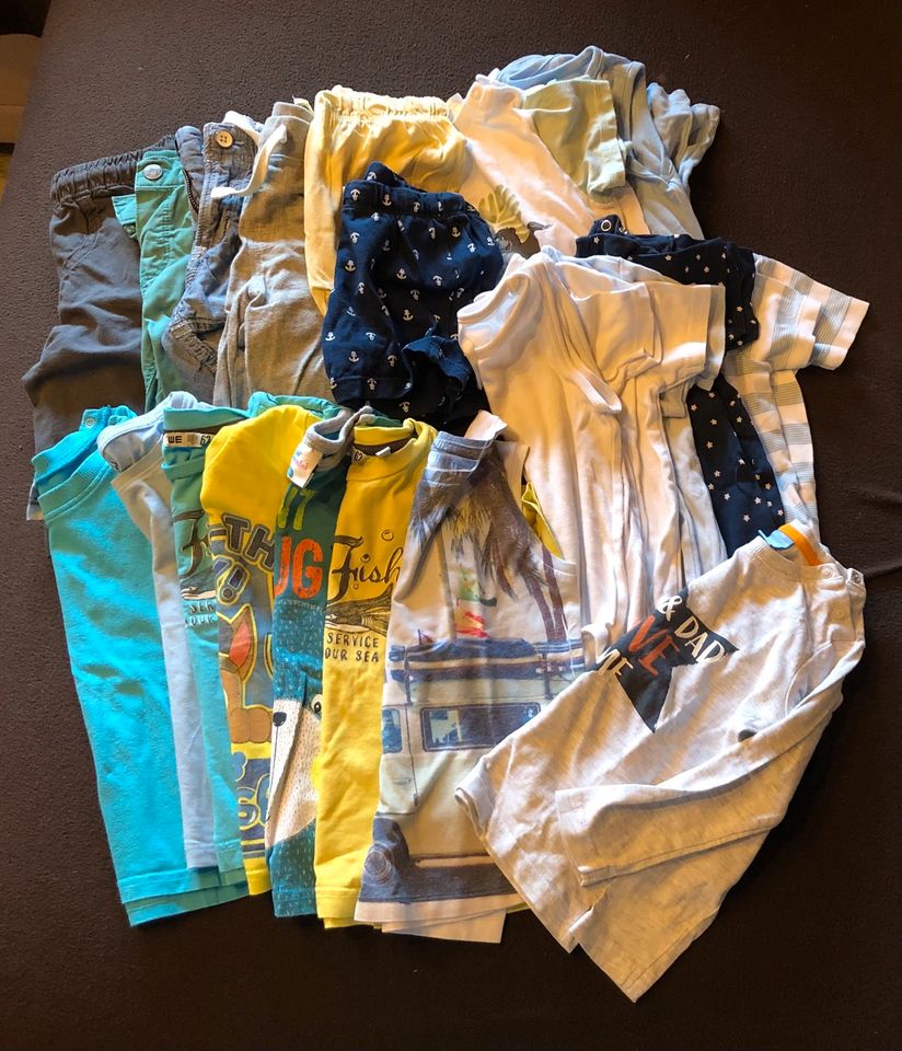 Sommerpaket 92, Hose, T-Shirt, Body, Schlafanzug in Reichelsheim (Odenwald)