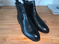 Dune Lederstiefeletten schwarz Gr. 38 elegant Schleswig-Holstein - Jörl Vorschau