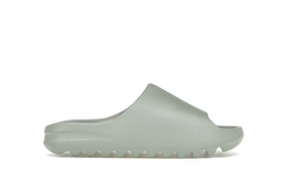 WTB yeezy slide salt 43 in Ketsch