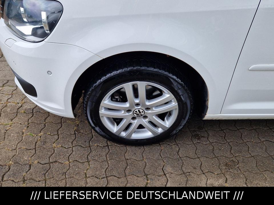 Volkswagen Touran 2.0 TDI Style Comfortline Navi Sithzg Tem in Osterode am Harz