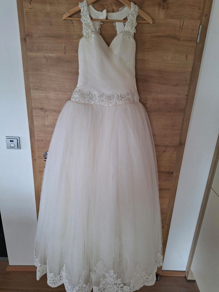 Brautkleid / Hochzeitskleid in Kirchberg i. Wald