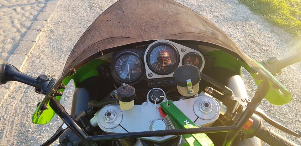 Kawasaki ZX-7R Bj.97 TüV neu in Lutter am Barenberge