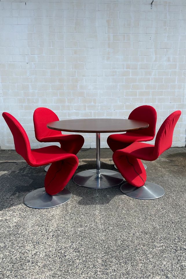 Serie 1-2-3 Verner Panton Fritz Hansen Dining Set Tulip in Berlin