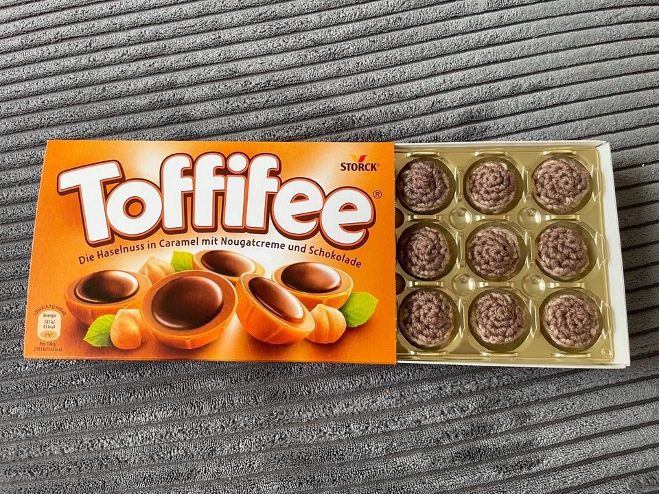 Spielküchen Zubehör Toffifee in Friedrichstadt