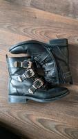 Stiefeletten schwarz mit goldenen Nieten Bayern - Herzogenaurach Vorschau