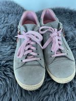 Superfit Sneakers Größe 35 grau rosa Hessen - Einhausen Vorschau