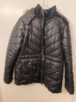 Winterjacke mit Kapuze Nordrhein-Westfalen - Werdohl Vorschau