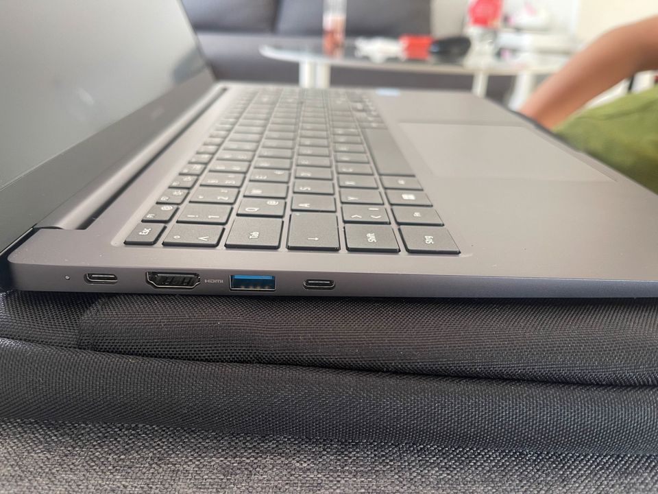 Samsung Book 2Laptop in Bergkamen