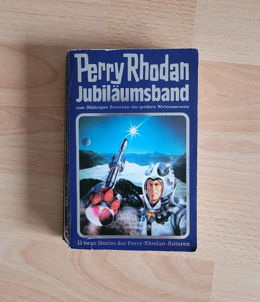 Perry Rhodan Jubiläumsband, blau in Bendorf