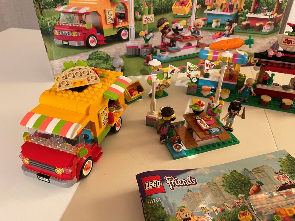 LEGO Friends Streetfood-Market 41701 in Augsburg