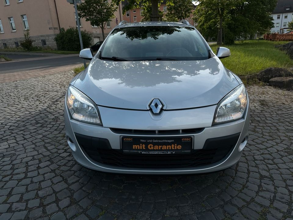 Renault Megane Dynamique*Klima*SHZ*Tempomat*DC H+V*Alu*TÜV 4/26 in Bad Hersfeld