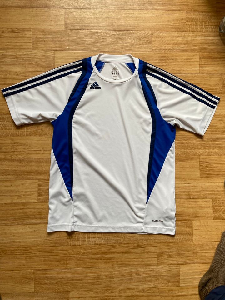 ADIDAS Sport T-Shirts, 2 Stück, Gr.164 und 176 in Siegen