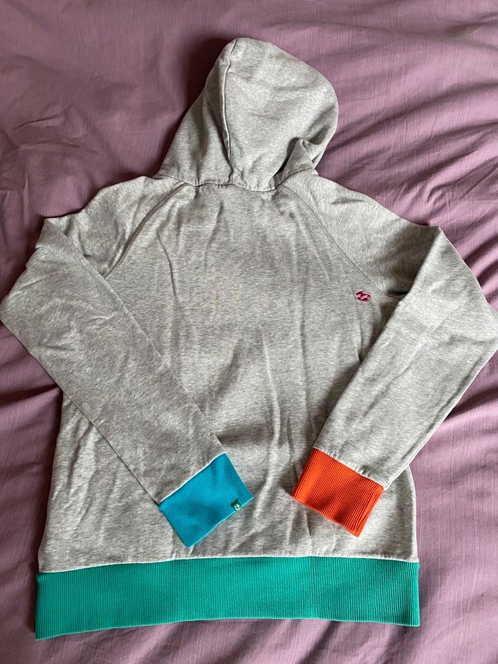 Billabong Hoodie Sweatshirt Gr  S in Nürnberg (Mittelfr)