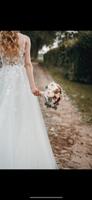 Besonderes Luxus Brautkleid mit 3-D Blüten und Glitzer A-Linie Schleswig-Holstein - Norderstedt Vorschau