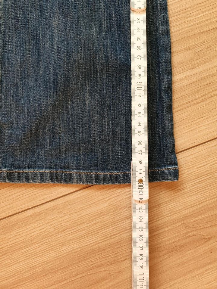 Esprit Jeans Gr. 42, L 32, tolle Waschung wie NEU in Offenberg