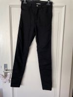 Jeans Damen skinny schwarz Highwaist neu Größe 36 Berlin - Steglitz Vorschau