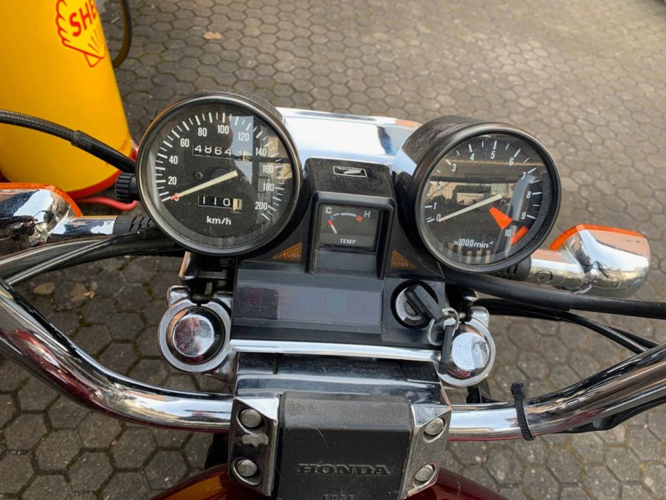 Honda VT500 Custom Bj 1984 in Mintraching